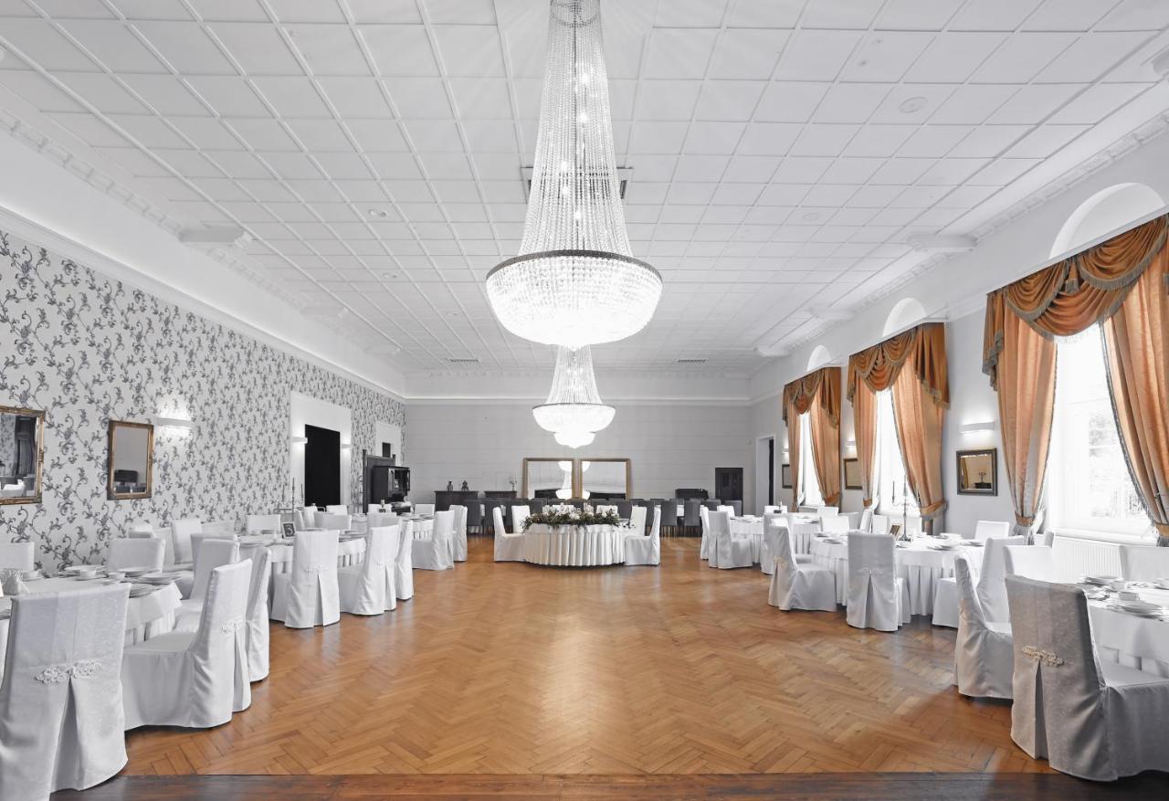 Rezydencja Limba Namysłów エクステリア 写真